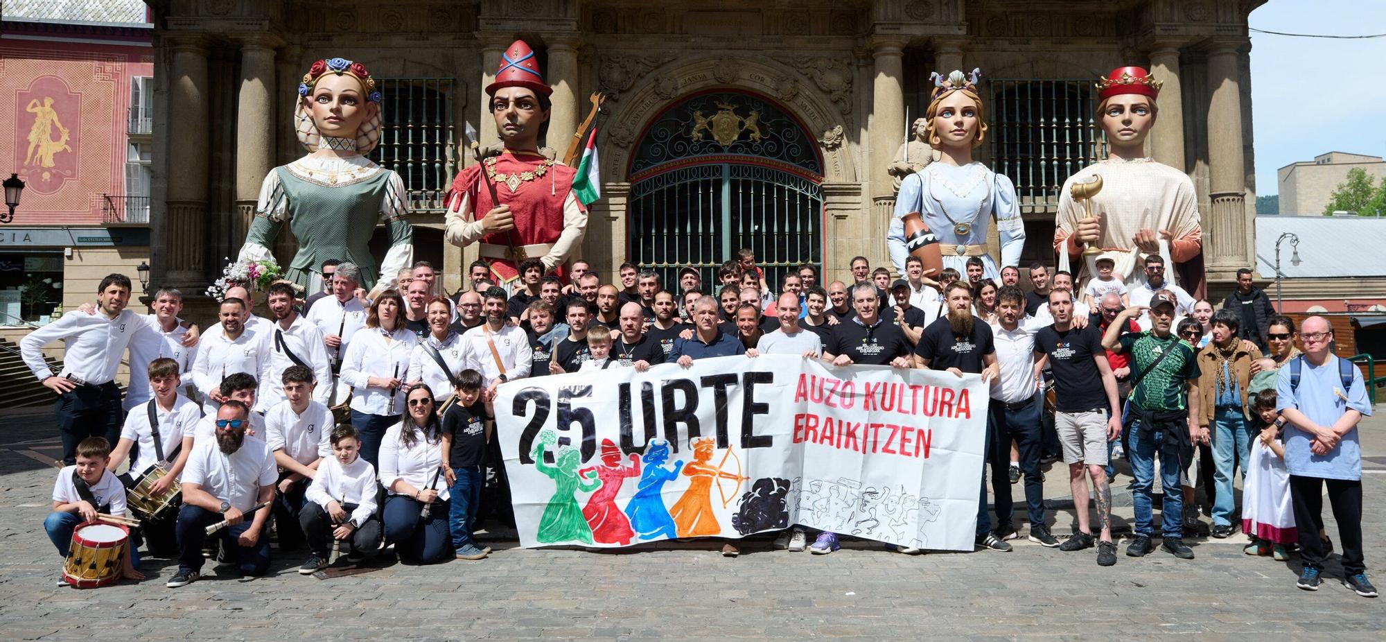 Iruñeko Alde Zaharreko Erraldoiak Gigantes Casco Viejo Pamplona